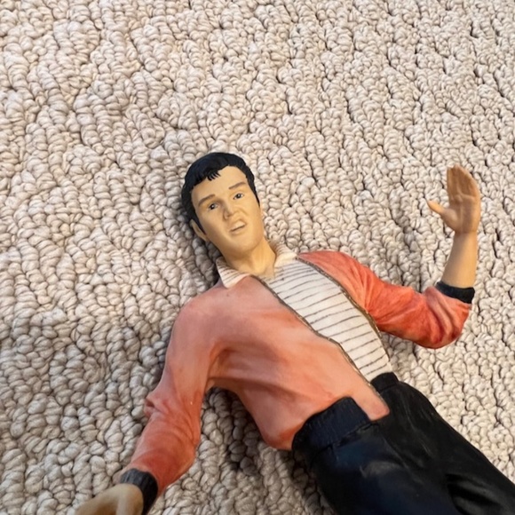 Elvis "The 60's" musical figurine - Blue Hawaii Collectible - Limited Edition - Picture 3 of 7